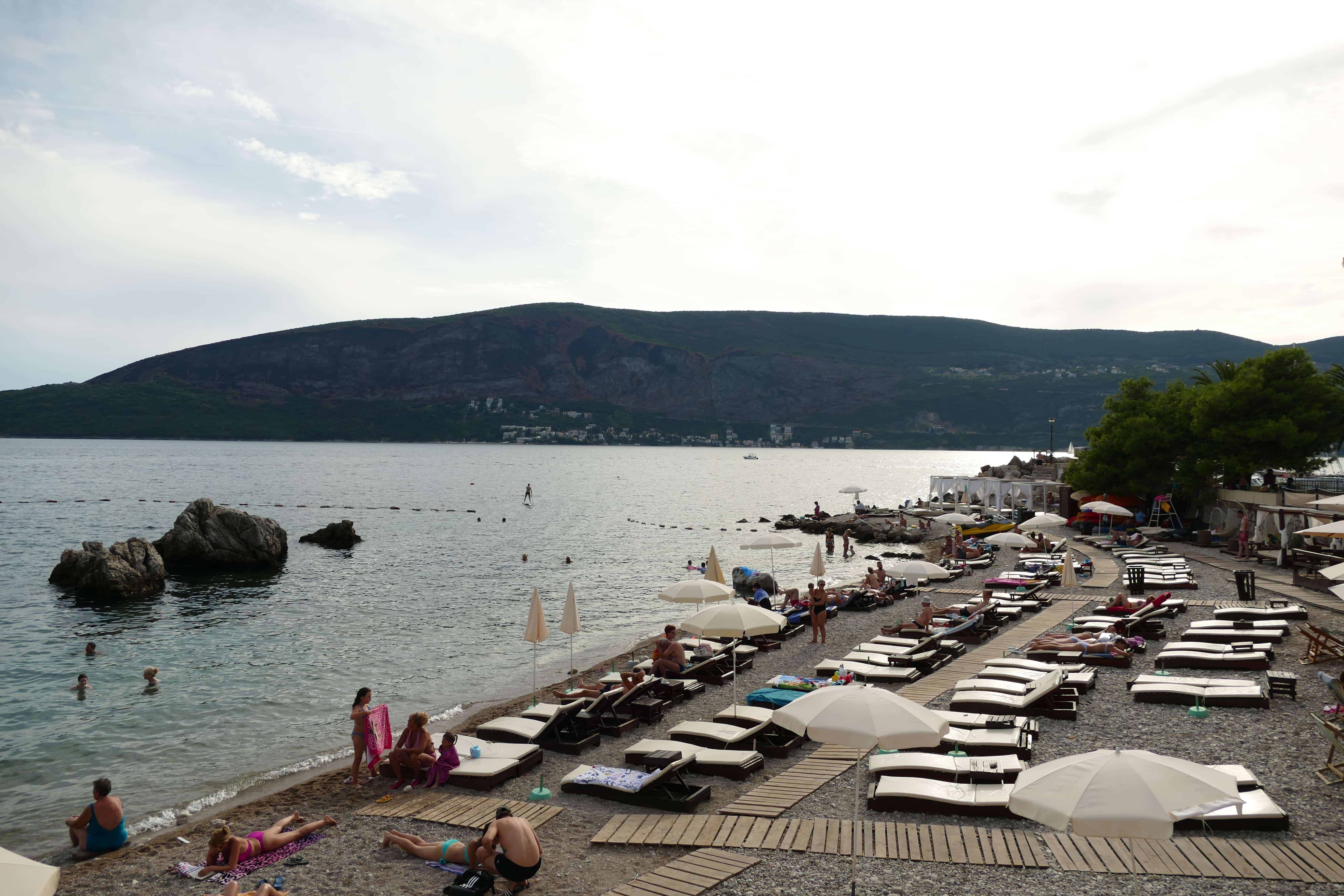 Playa céntrica de Herceg Novi. 