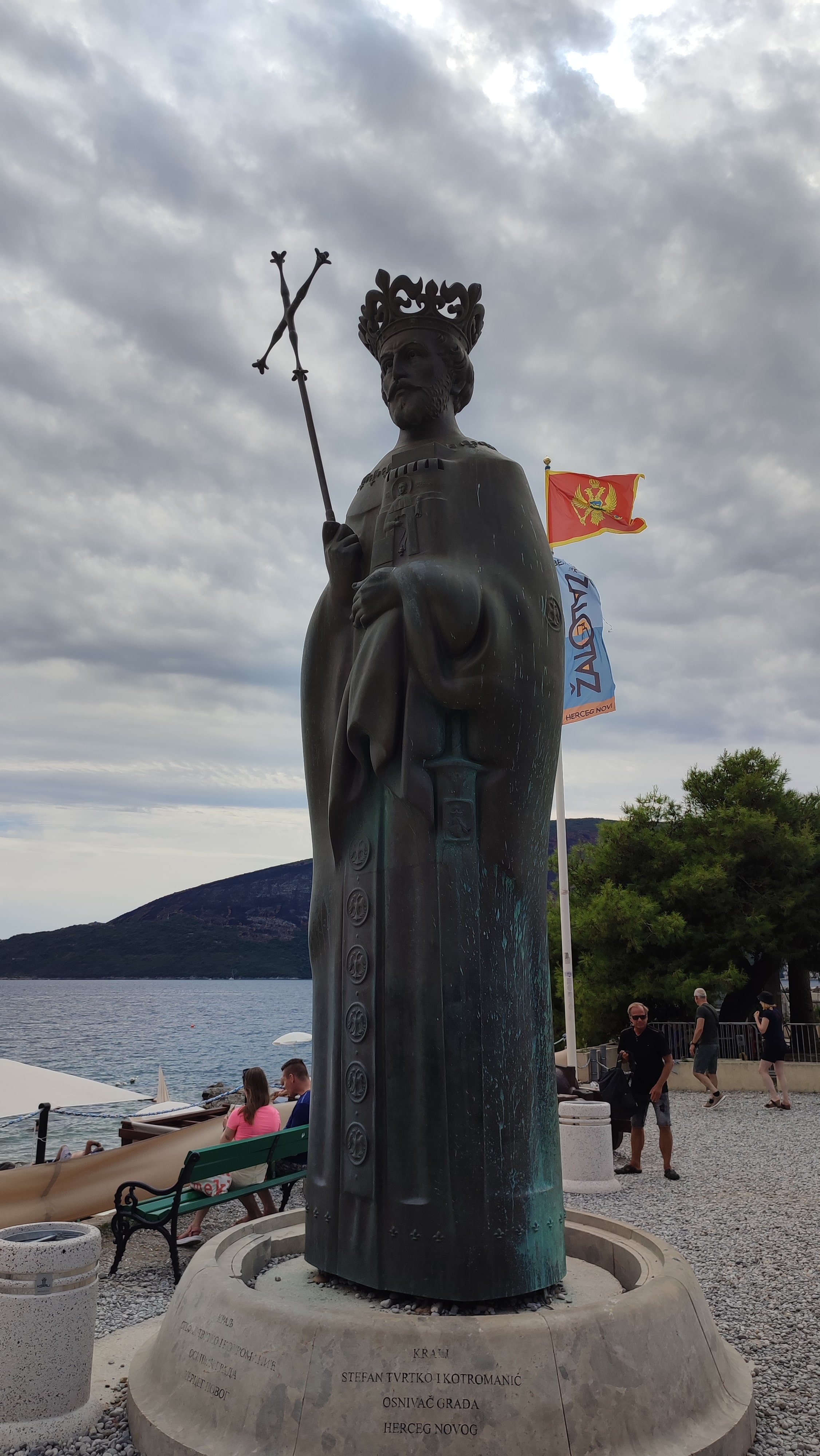 Estatua del rey bosnio Tvrsko I.